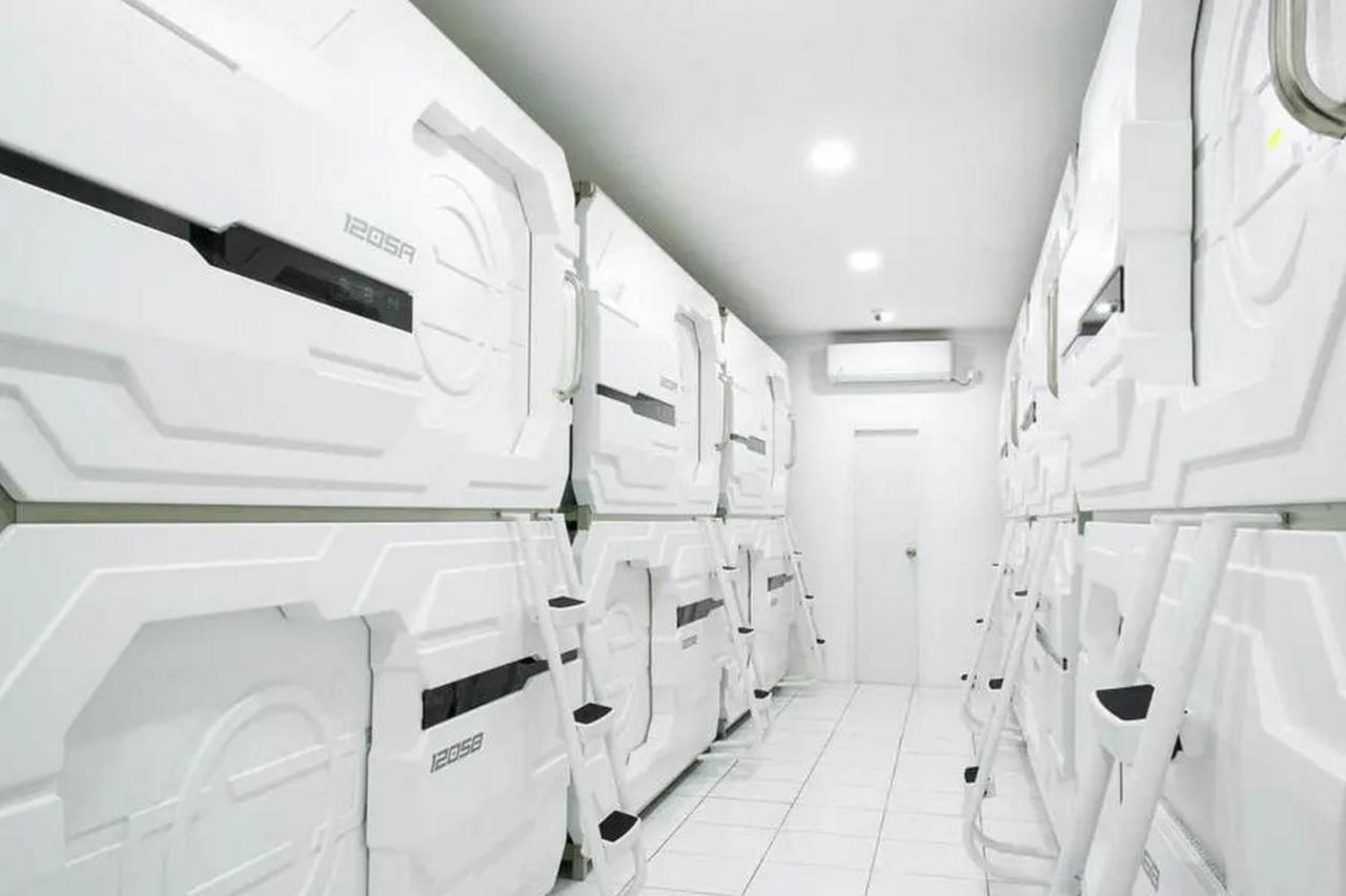 Reddoorz Hostel Near Taman Puring Jakarta Eksteriør billede